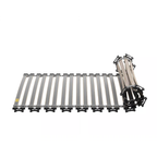 Bico Rollrost Basics 90x200 cm, teilweise aufgerollt, mit Holzlatten und schwarzen Kunststoffverbindern