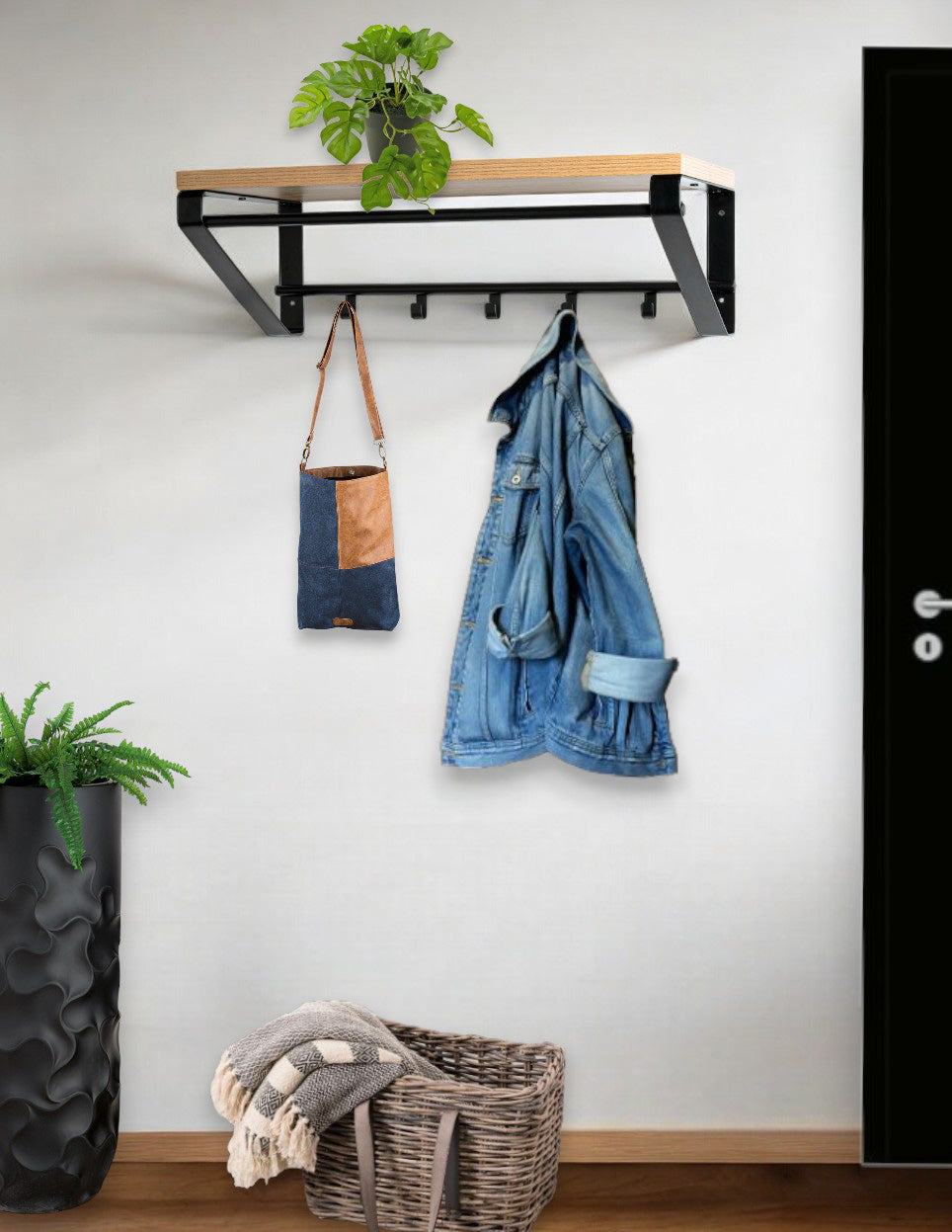 HAKU Möbel Wandgarderobe aus Metall UV-Beständig in Schwarz