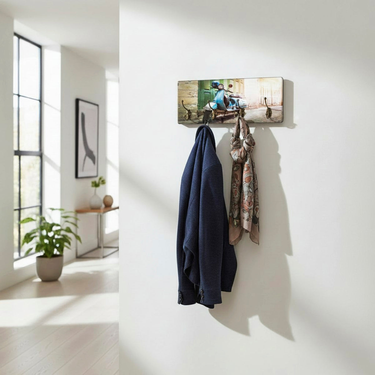 HAKU Möbel Wandgarderobe aus MDF Motiv Roller in Grün 50 x 5 x 20 cm