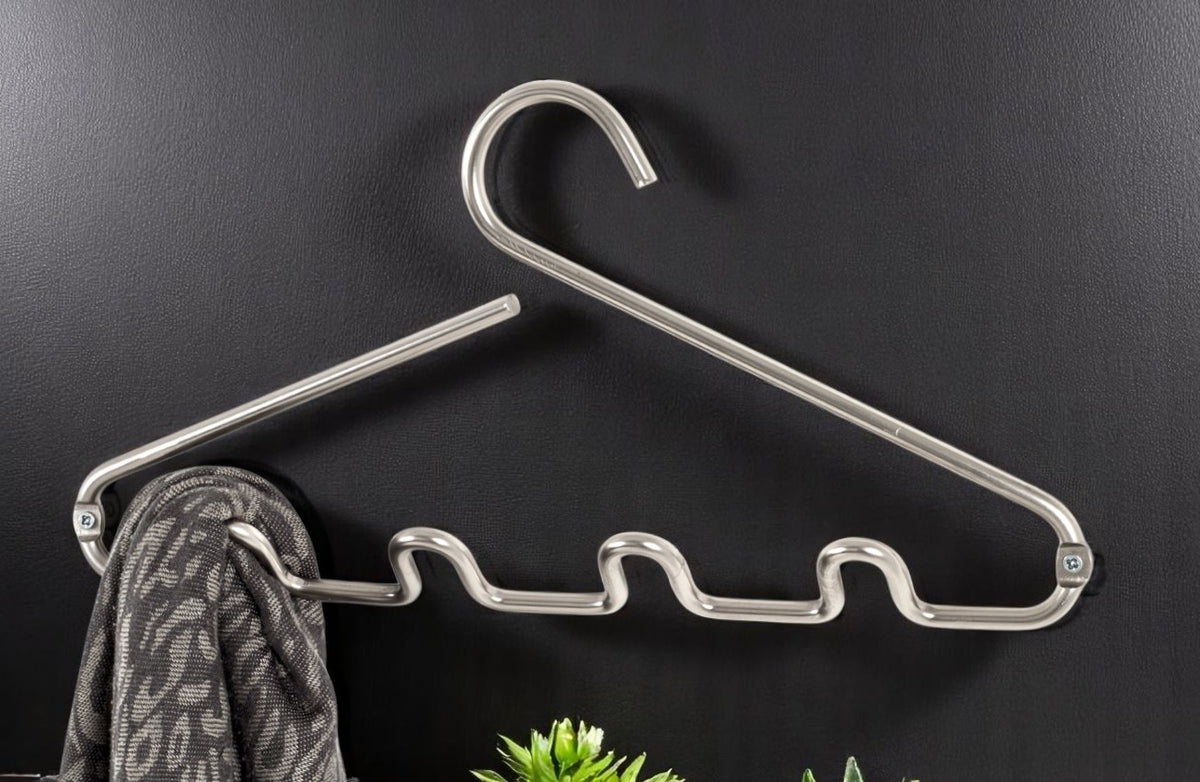 HAKU Möbel Garderobenleiste aus Metall gebürstet in Silber 39 x 4 x 18 cm