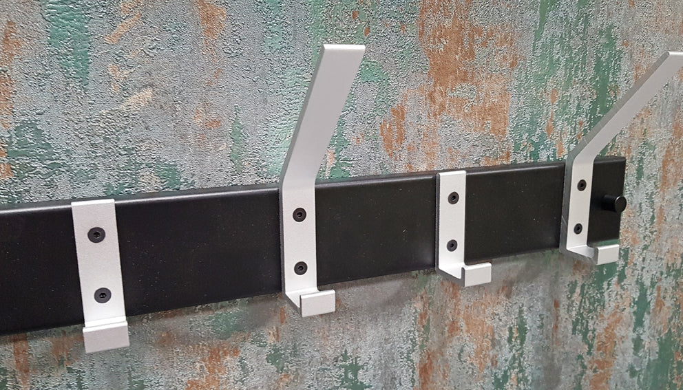 HAKU Möbel Garderobenleiste aus Metall in Schwarz B 50-70 cm H 14 cm, 70 x 8 cm, H 14 cm