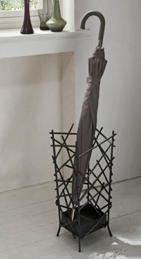 HAKU Möbel Schirmständer aus Metall in Schwarz 21 x 21 x 47 cm