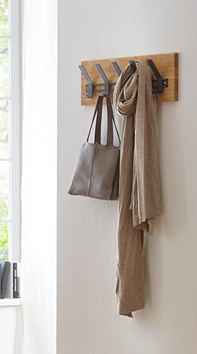HAKU Möbel Wandgarderobe aus Massivholz in Braun 60 x 10 x 20 cm