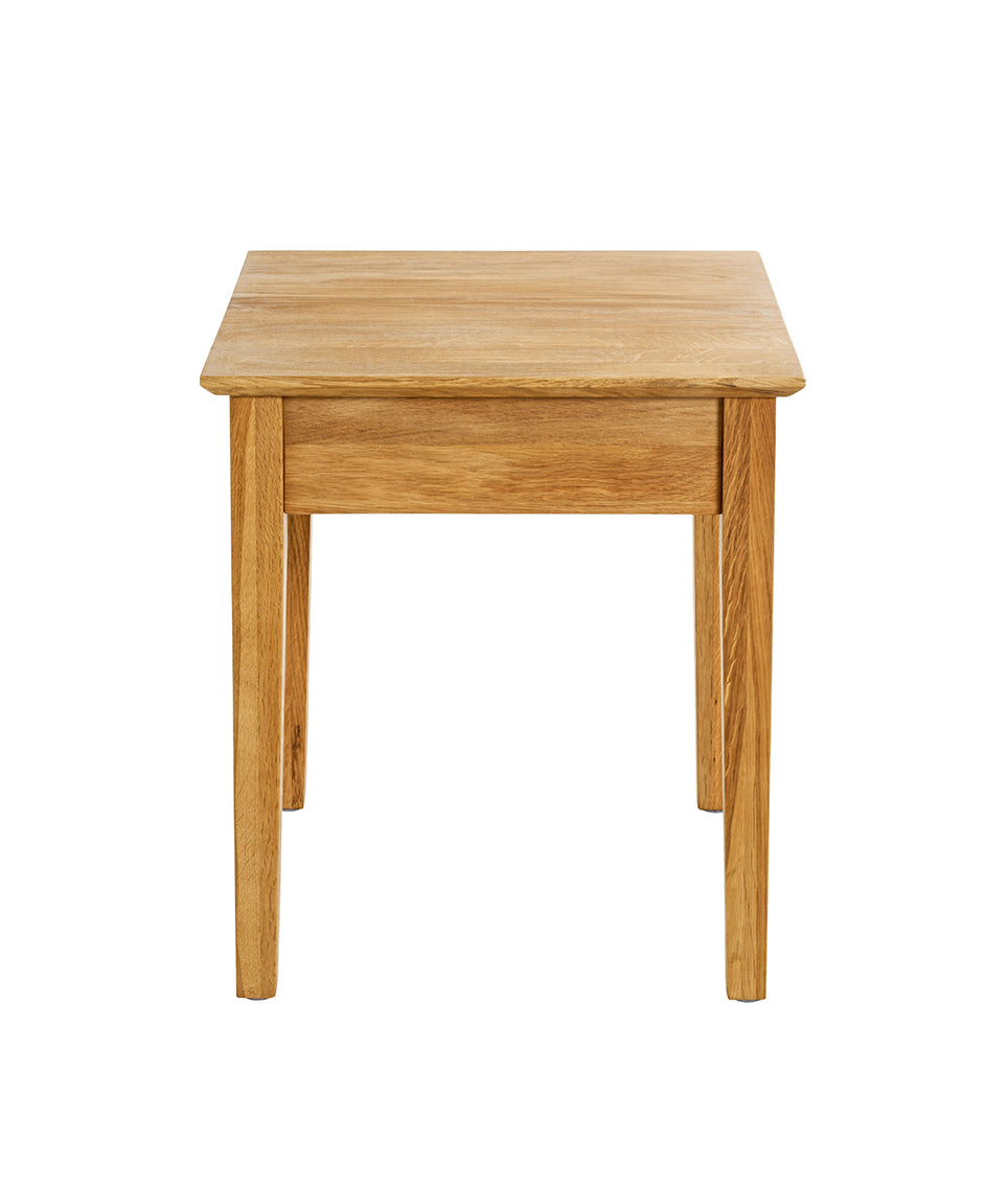 HAKU Möbel Beistelltisch aus Massivholz Schweizer Kante in Braun 45 x 45 x 52 cm