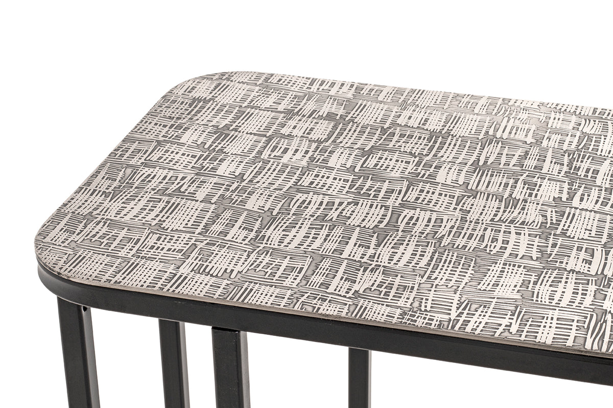 HAKU Möbel Beistelltisch aus Metall C-Gestell in Silber