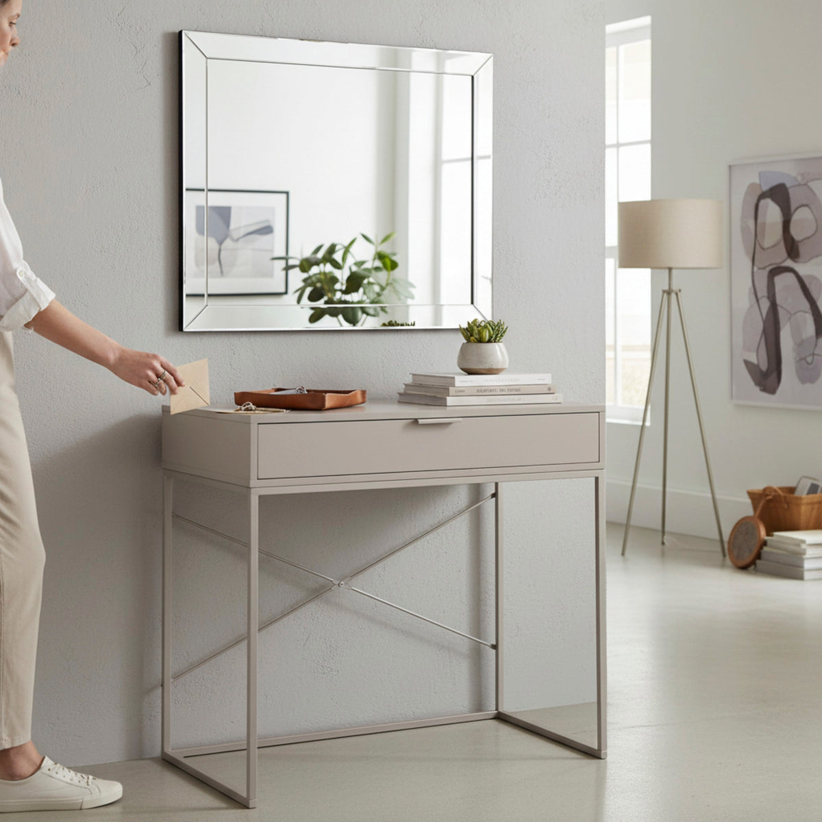 HAKU Möbel Konsole aus Holzwerkstoff kratzbeständig in Beige 80 x 46 x 79 cm