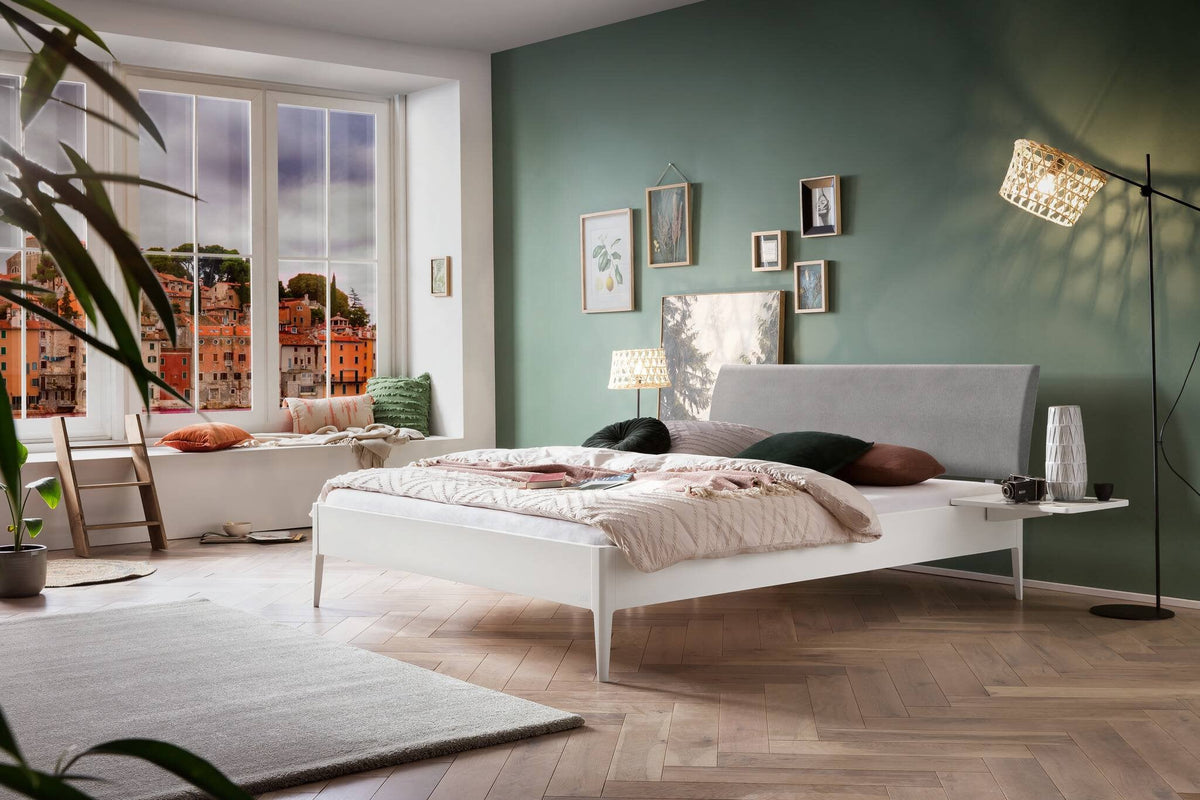 Hasena Sestola Bett mit Polsterkopfteil – 140 x 200 cm, Fusshöhe 25 cm, MDF weiss deckend, lackiert, 840-Pace light grey