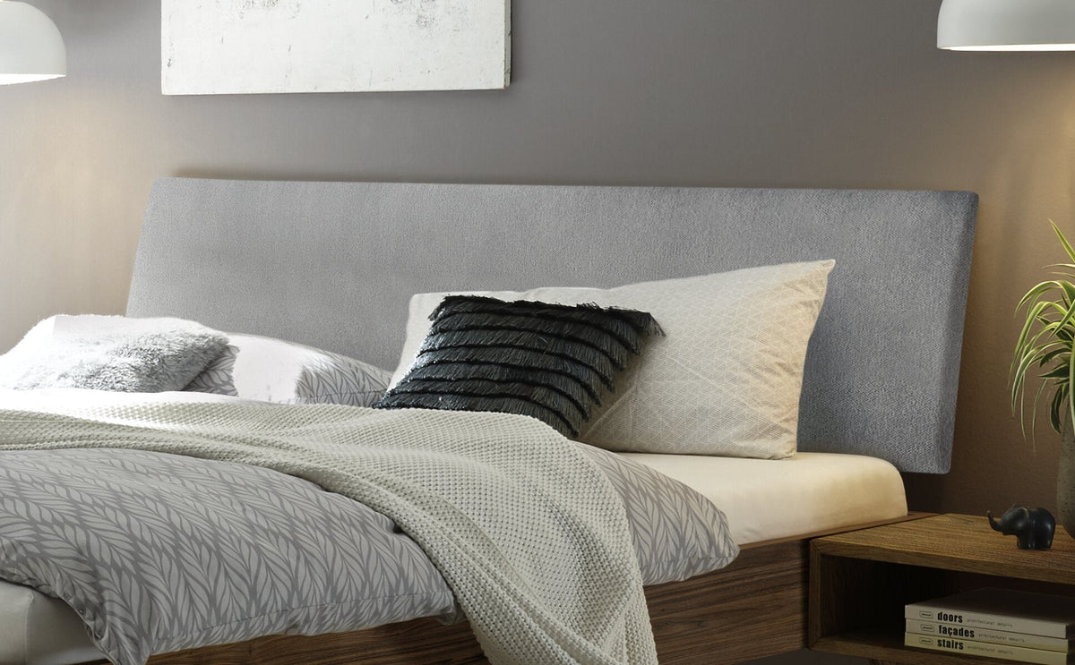 Hasena Pesaro Bett mit Polsterkopfteil – 100 x 200 cm, Fusshöhe 20 cm, Wildeiche natur, geölt, Pace light grey