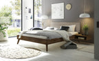 Hasena Pesaro Bett mit Polsterkopfteil – 90 x 200 cm, Fusshöhe 25 cm, Nussbaum, geölt, Pace sand